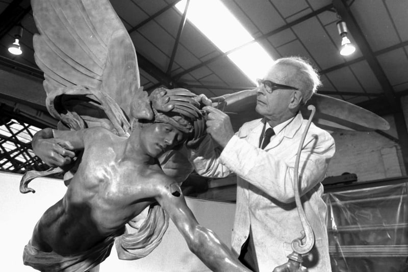 The  Eros statue, from Piccadilly Circus in London, is brought to Edinburgh metalwork company Charles Henshow & Sons for repairs in October 1984.
