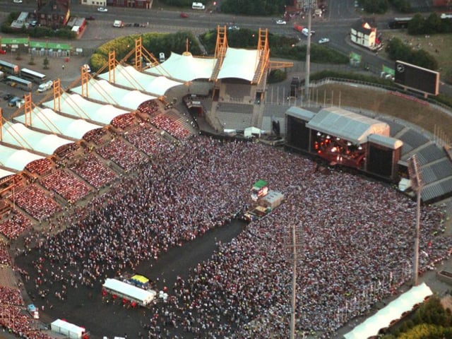 Where you at the Tina Turner show at the Don Valley Stadium in 1996