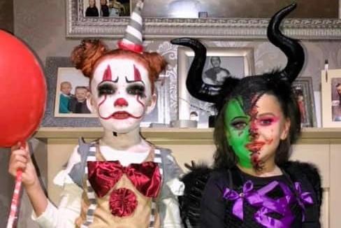Alisha Oakes said: "My two girls as Pennywise and Maleficent."