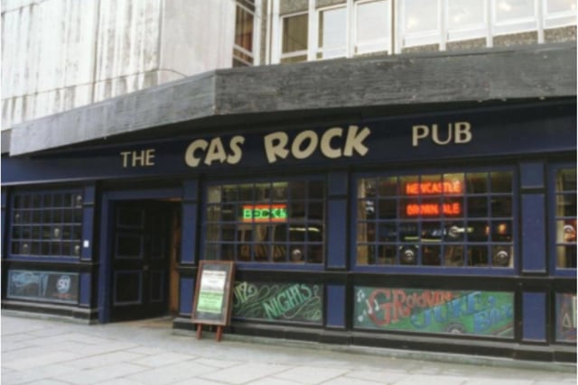 The Cas Rock was a pub and live music venue devoted to punk, rock, metal and indie. It was replaced in 2000 by El Barrio.