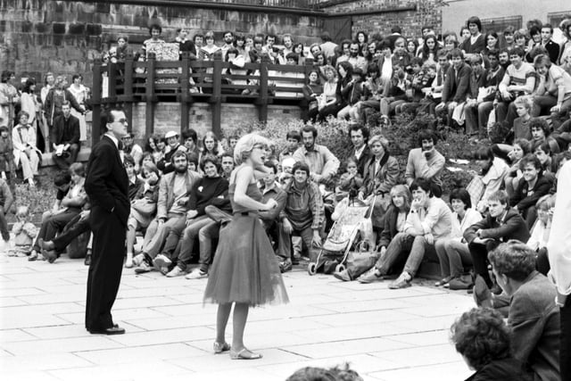 The Cliffhanger Theatre Company and Pookie Snack'n'burger brought Rockabilly Voodoo to the Edinburgh Festival Fringe in August 1981, playing to audiences outdoors at the children's playground behind the Fringe booking office.