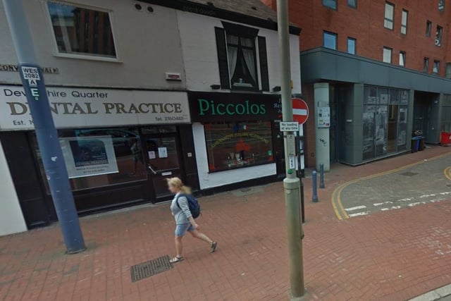 Piccolo's on Convent Walk is rated 4.7 out of 5 on Google, with 389 reviews. It has received praise for its high-quality food.