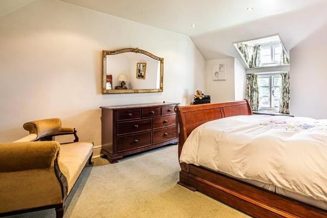 Moorcroft Cottage has five double bedrooms, all with modern ensuite facilities.