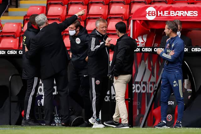 Chris Wilder, Manager of Sheffield United greets Mikel Arteta, Manager of Arsenal ahead of the FA Cup Fifth Quarter Final match between Sheffield United and Arsenal FC at Bramall Lane on June 28, 2020 in Sheffield, England. (Photo by Andrew Boyers/Pool via Getty Images)