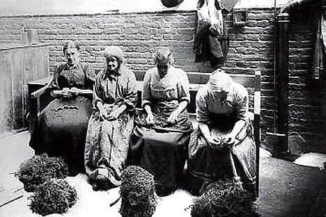 Workhouse women picking oakum