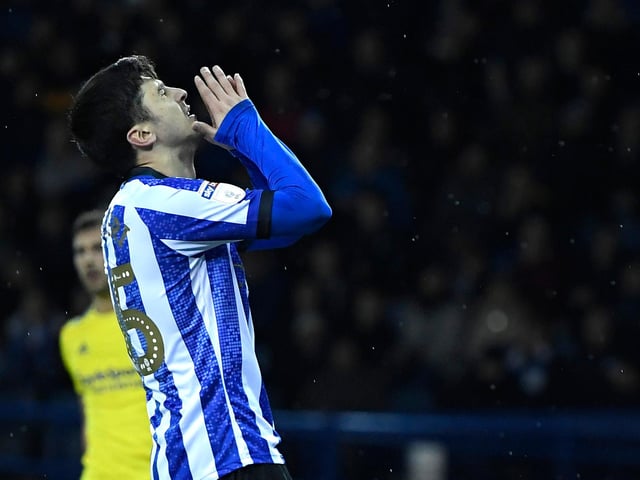 Sheffield Wednesday forward Fernando Forestieri's future at the club still remains uncertain, with the Owls yet to open discussions over a new deal despite his contract expiring this month. (The Star)