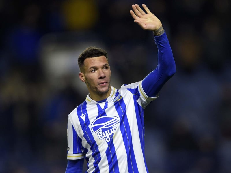 Defensively helpful and another player bang in form, he was given a rest against Cardiff and should be able to offer plenty of energy out wide. Quick to break and can pick out a beastly cross.