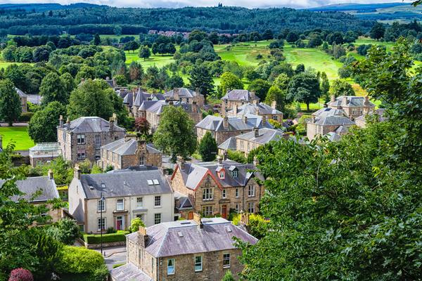 The population in Stirling rose by 2.9% between 2014 and 2019. The latest data shows the population in Stirling to be 94,210. This is an increase of 2,690 from the population in 2014.