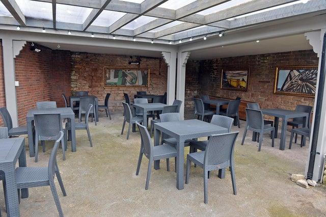 The Hare & Hounds at Warsop is now back to normal but it’s up to the individual if they still want to wear masks.
Hand sanitizers are available for customer use throughout the pub.