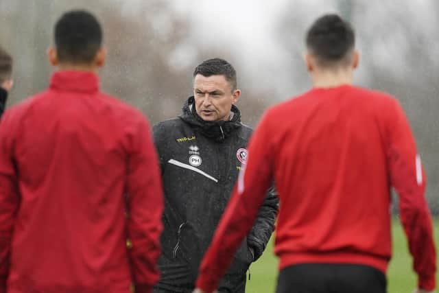 Sheffield United manager Paul Heckingbottom addresses his players during training: Andrew Yates/Sportimage