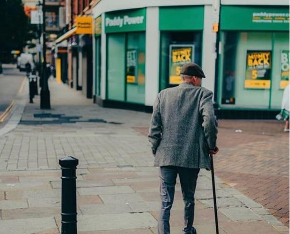 Photographer @david8photography found this gentleman in the town centre and decided to take a snap.