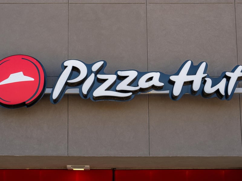 Pizza Hut is offering a deal for its Unlimited Buffet. Diners can enjoy unlimited pizza, pasta and salad for only £10 if they use the code 10BUFFET. The deal is available every day until 3pm.