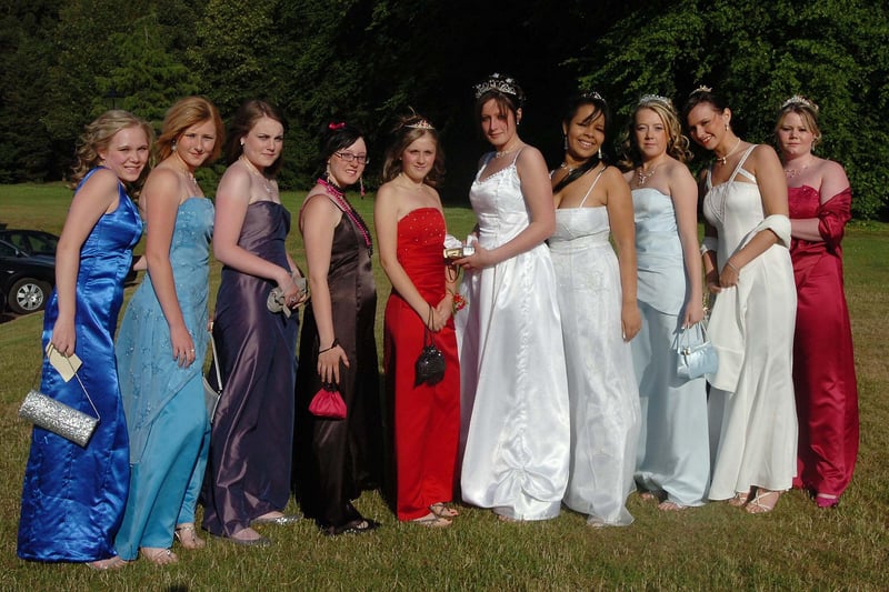 Prom memories from 2006. Who do you recognise in this photo?