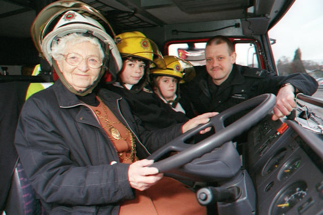 Mayor of Doncaster Margaret Robinson with Stainforth  Pupils Rachel Troops, Saffron Walsh and Firefighter Glynn Morton during a vist by the mayor and the fire service to the school on wednesday