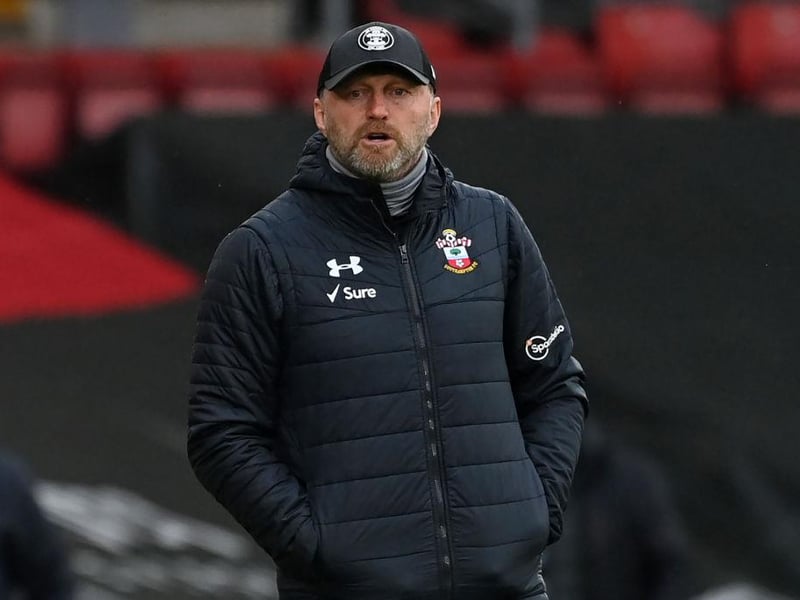 Matches: 71

Southampton win %: 49.3%

Portsmouth win %: 29.6%

Win % difference: 19.7% 

(Photo by ANDY RAIN/POOL/AFP via Getty Images)