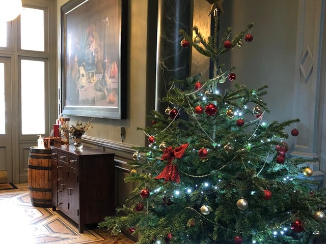 There are quite a few trees at the four-star Hotel du Vin Glasgow at One Devonshire Gardens, but we like the classic one that welcomes guests into the hallway. www.hotelduvin.com