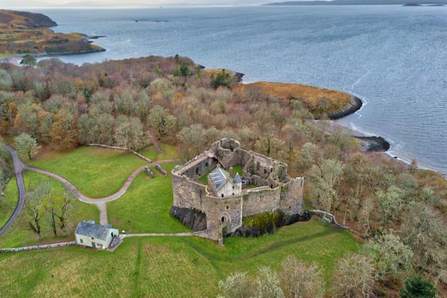 Built before 1240 on a rock above the Firth of Lorn, this castle was captured by Robert the Bruce in 1308 and remained in royal hands until 1469. Open from late August.