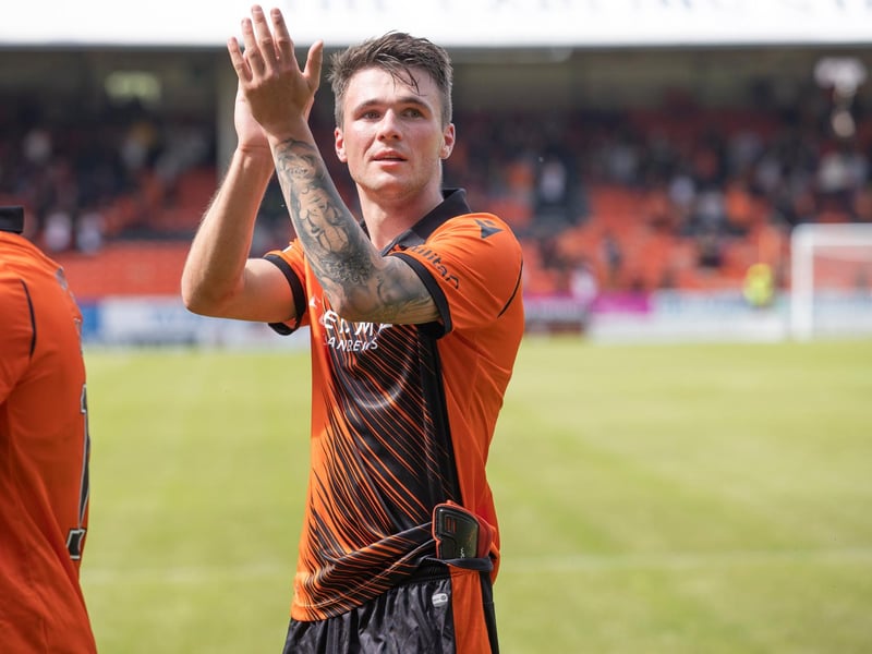 According to reports there is still ‘every chance’ Lincoln City will make a move for Dundee United’s Jamie Robson today. The left-back has been linked with a move to the Imps all summer. (The 72)
