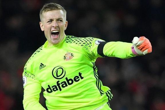 Which secondary school did England and former Sunderland goalkeeper Jordan Pickford attend?