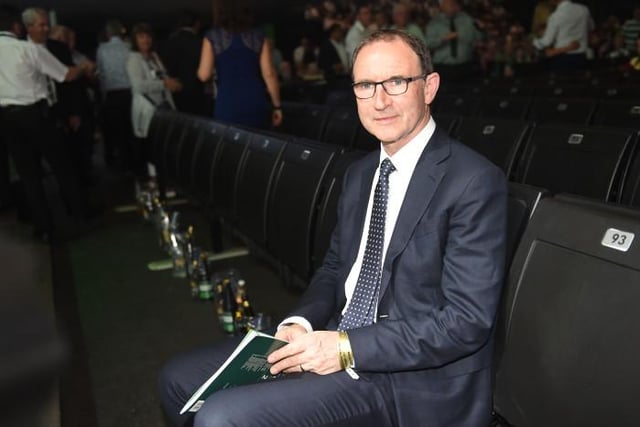 Former Celtic manager Martin O'Neill believes his former charge Neil Lennon will land 10-in-a-row despite the Old Firm defeat (Scottish Sun)