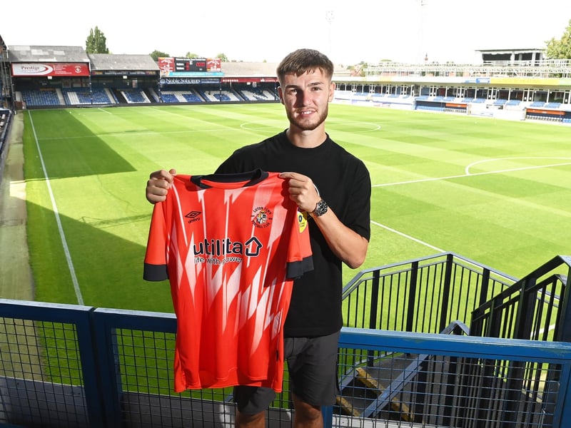 Pompey among a swathe of clubs mentioned with McAtee, with the striker moving to Bolton.