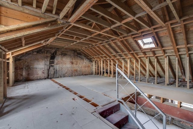The attic offers a lot of space for development.