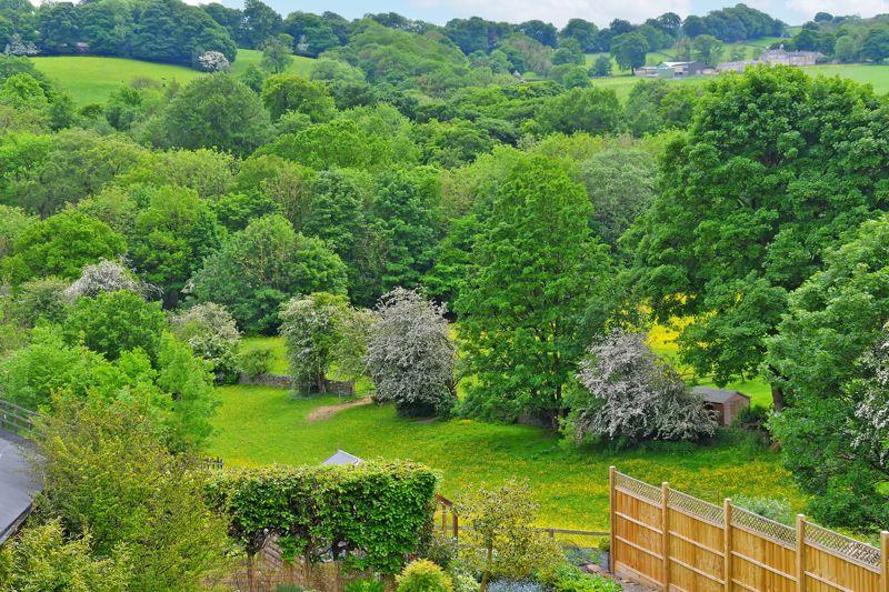 Woodlands has a magnificent south facing panoramic vista. It boasts an amazing view of the Mayfield Valley.