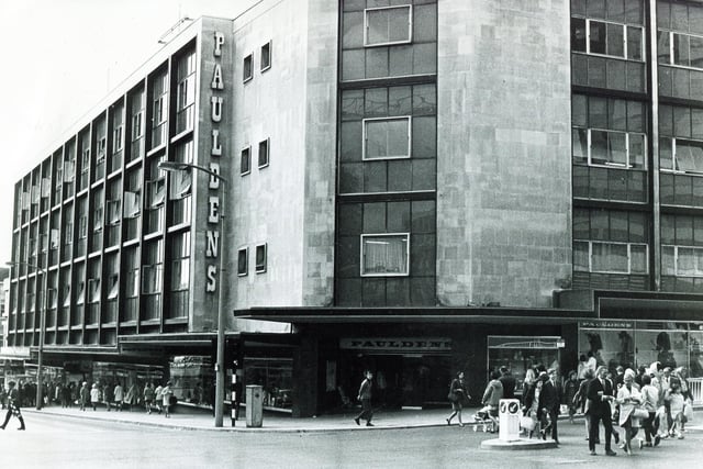 Pauldens department store at the top of The Moor, Sheffield, in 1970, three years before it became Debenhams