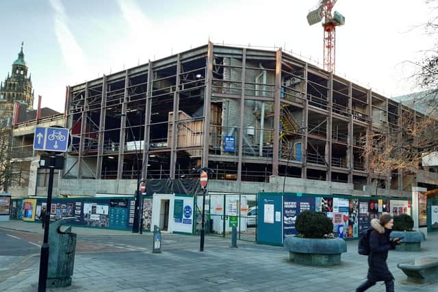 A leisure operator is in ‘advanced’ talks about moving into the old Gaumon cinema and Kingdom nightclub in Sheffield.