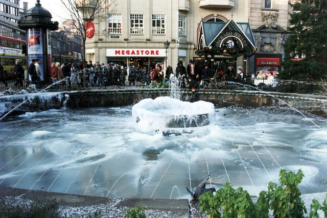 The Goodwin Fountain at the top of Fargate freezes over in December 1995