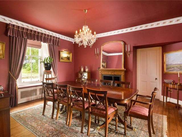 Dining room.