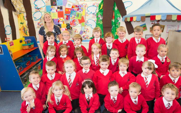 Hayfield Lane Primary School has three classes with more than 31 pupils. Affecting 94 pupils.