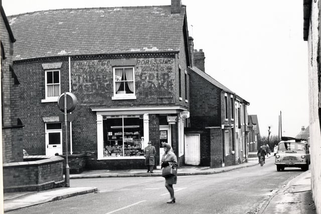 Picture shows Chesterfield in the 1970s. Pictured supplied by Chesterfield Museum Service\Chesterfield Borough Council