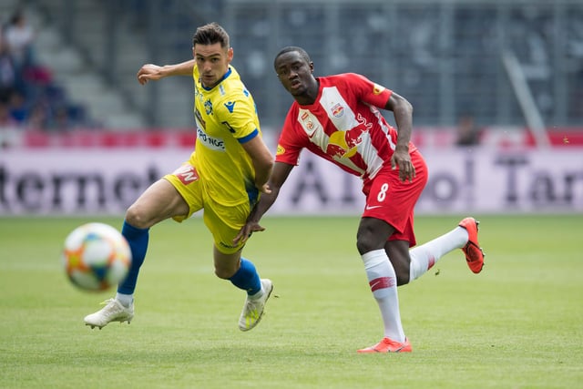 Brentford have been tipped to challenge Southampton for LASK winger Husein Balic, who has been branded one of football's fastest players after running twenty metres in less than three seconds. (Daily Mail)