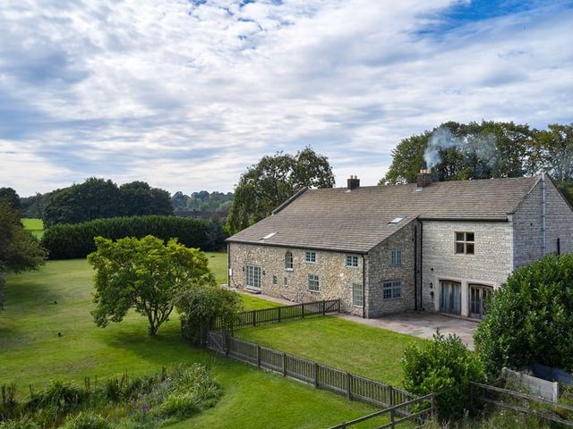 The property is located on Old Hall Court, in a wonderfully rural spot in the village of Burton Salmon near Leeds, with countryside surrounding it and convenient transport links close by.