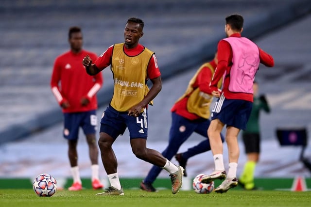 Olympiacos midfielder Mady Camara, who was linked with Newcastle and Sheffield United in the summer, has verbally agreed a new contract with the Greek club. (NovaSports via HITC)