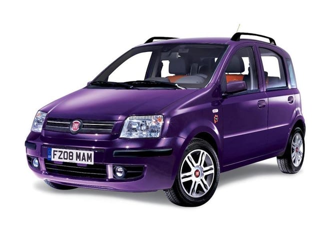 Scoring high in stereotype bingo, the Mamy was designed for young mums and featured handy features such as a mirror for watching the kids in the back, removable washable seat covers with pockets in them, bag hooks and a bogging purple paint job