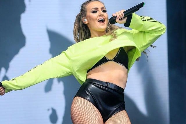 Perrie is one of the most followed Sanddancers on Instagram with 10.7million followers.