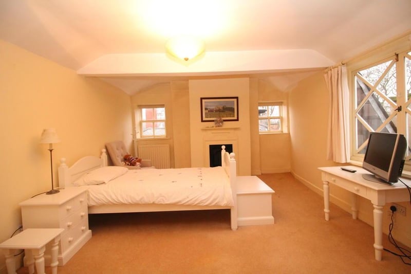 The top floor bedrooms incorporate storage within the eaves.

Photo: Righmove