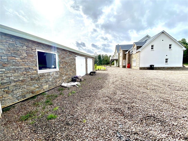 Double garage and workshop.