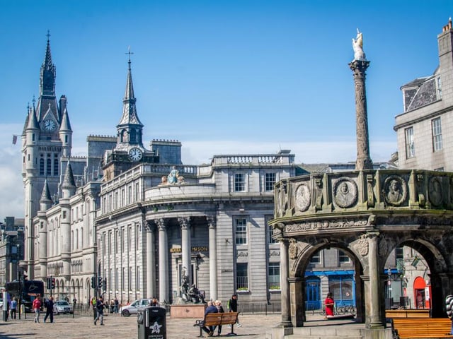 Aberdeen has an average cost of living of £693.44, 521 restaurants and 10.82 crimes per 1,000 people, resulting in an overall score of 6.0