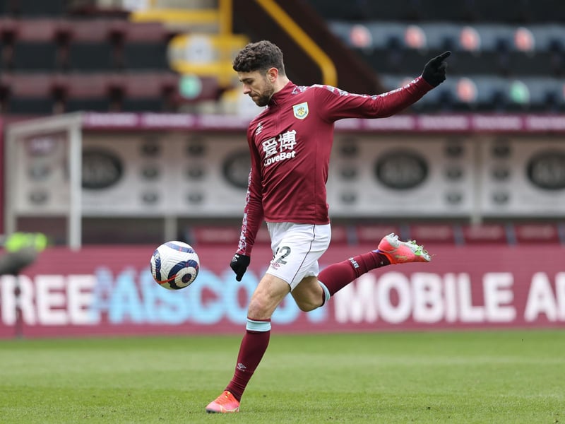 Football pundit Gabby Agbonlahor has suggested Celtic shouldn't look to pursue a move for ex-Burnley forward Robbie Brady, raising concerns over the player's level of fitness. Joining the Clarets for £13m in 2017, the Republic of Ireland went on to make 87 appearances for the club. (Football Insider)
