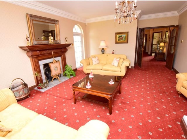 Lounge.