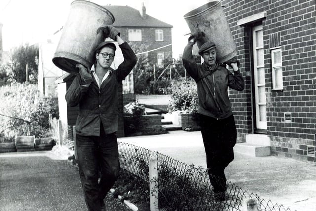 How the rubbish was collected by the council refuse collectors back in September 1975