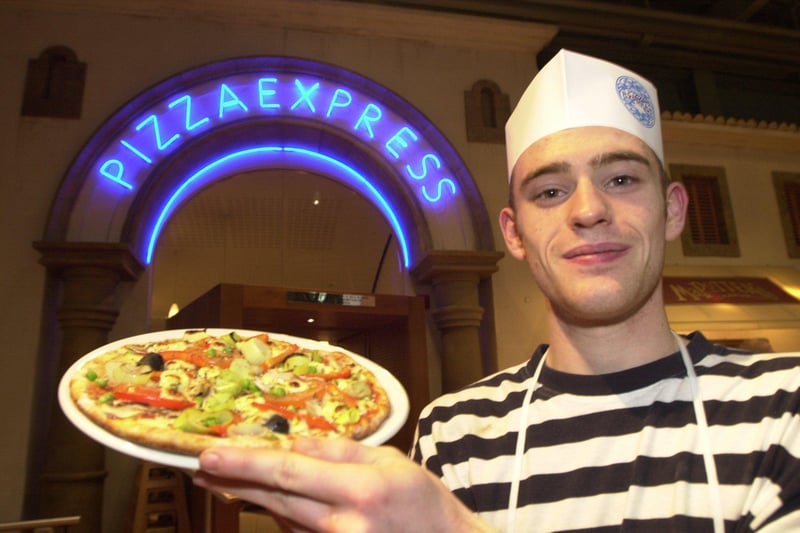 Pizza Express chef Quintin Barker at the Meadowhall store upstairs at the Oasis in 2002
