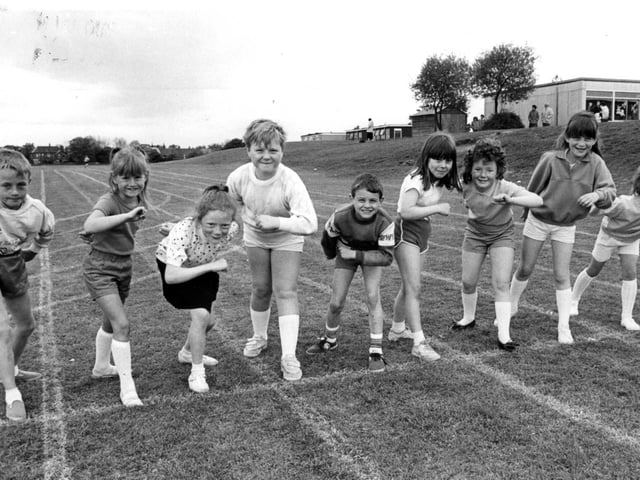 Can you spot anyone you know in this 1988 Ellison Junior School photo?