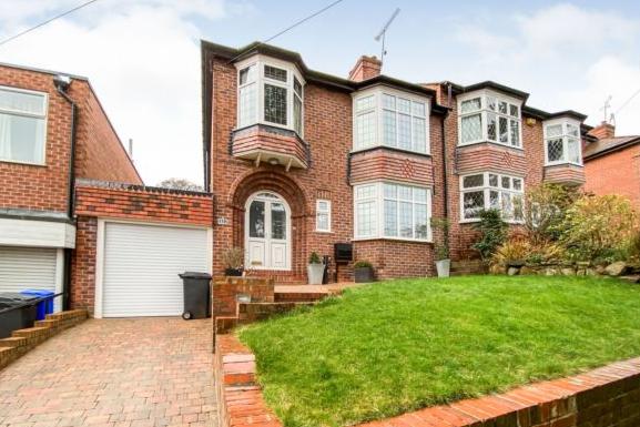 Marketing Price: £525,000; 22 viewings; 8 offers (best and final bids); Sold for £570,000 (£45,000 over asking price); Sale agreed in 10 days