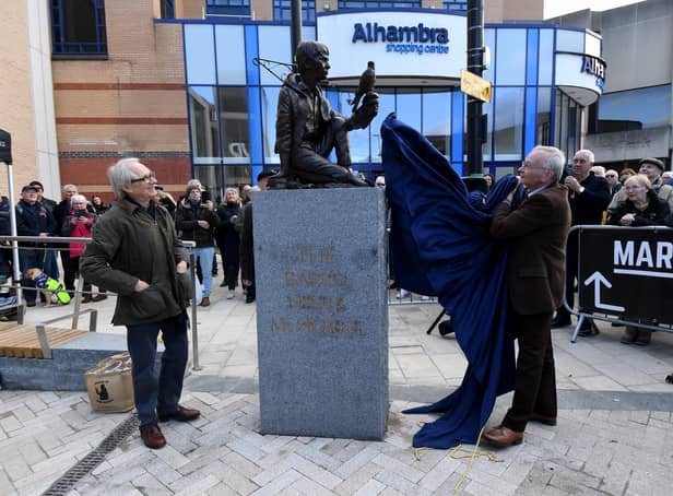 Unveiling of the Barry Hines Memorial of Kes, Cheapside Barnsley.. The Film director of the Film Kes, Ken Loach (left) and David Bradley who played Billy Casper in the film unveil the statue created by Graham Ibbeson