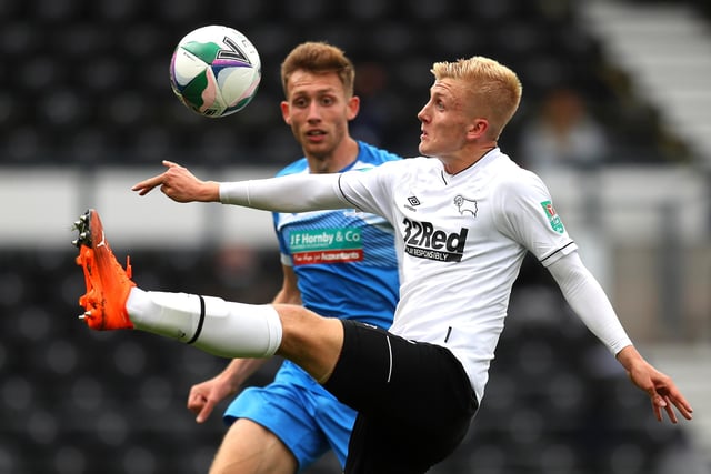 Ex-Leeds United star Danny Mills has backed the Whites to snap up Derby County's £10m-rated ace Louie Sibley, claiming Leeds need another central midfielder to provide cover for Kalvin Phillips. (Football Insider)