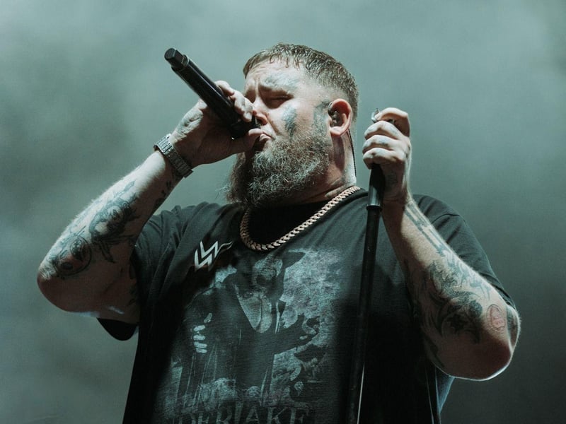 The powerful voice of Rag’n’Bone Man will fill the Scarborough Open Air Theatre on July 11, 2025, and The Piece Hall in Halifax on July 10, 2025. Prepare for an emotionally resonant performance under the open sky or within the historic Piece Hall. 📍 Burniston Rd, Scarborough YO12 6PF/Blackledge, Halifax HX1 1RE
